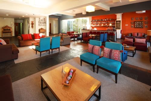 San Agustin Plaza, Lobby lounge