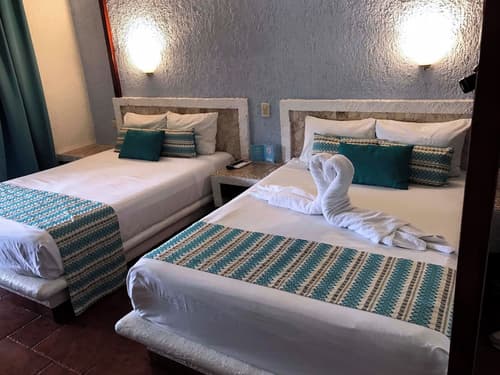 Chez Waffle Hotel, Room