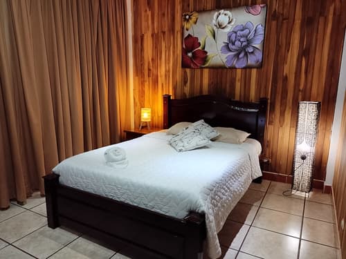 Natural Pacific Suites, Room