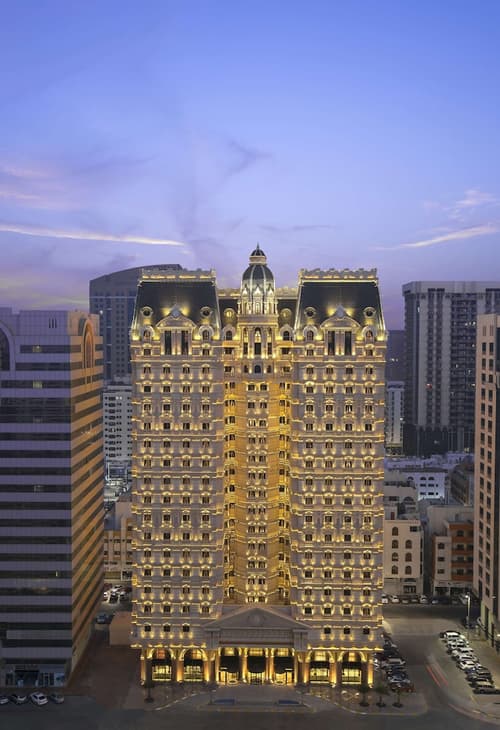 Royal Rose Hotel Abu Dhabi, Curio Collection by Hilton