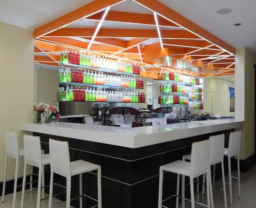 Puerto Mercado Hotel, Bar (on property)