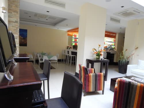 Puerto Mercado Hotel, Lobby sitting area