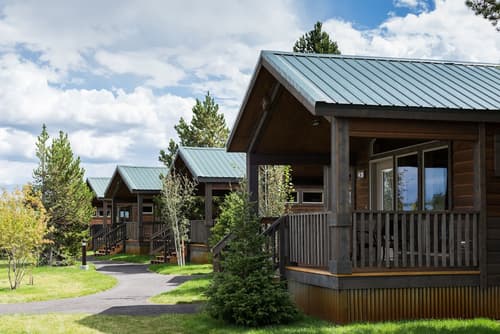 Explorer Cabins At Yellowstone, Room