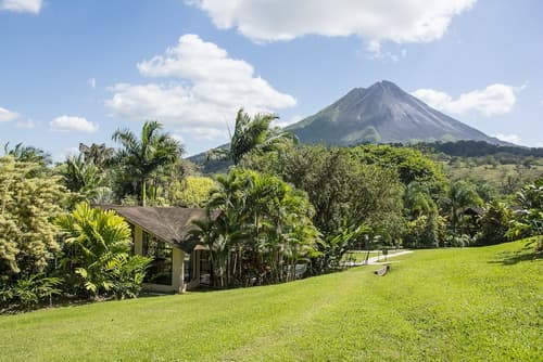 Arenal Paraíso Resort & Thermo Mineral Hot Springs