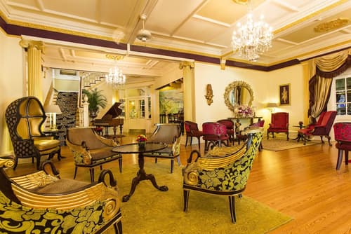 Terra Nova, BW Premier Collection, Lobby sitting area