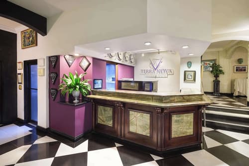 Terra Nova, BW Premier Collection, Reception