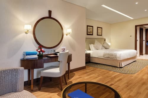 The Biltmore Almadinah Hotel, Room