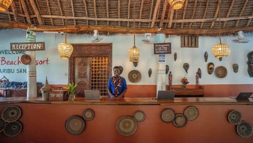 Reef & Beach Resort, Reception