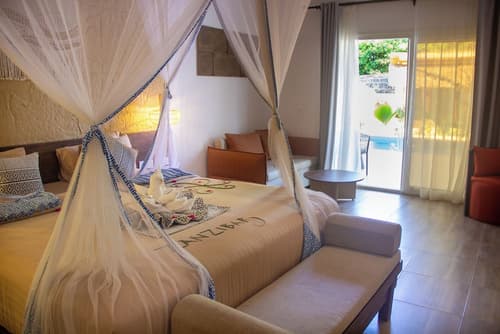 Reef & Beach Resort, Room