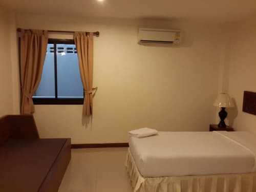 Nathon Residence