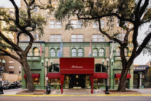 The Pontchartrain Hotel, Primary image