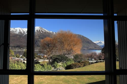 Wanaka Hotel