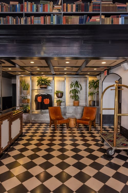 STILE Downtown Los Angeles, Lobby sitting area