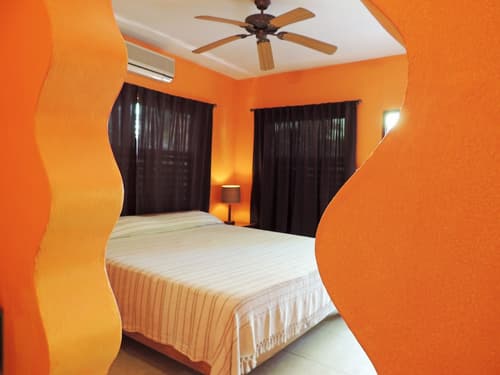 Sunrise Club Hotel Restaurant & Bar, Room