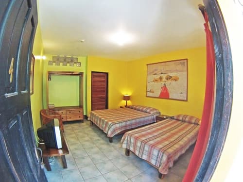 Sunrise Club Hotel Restaurant & Bar, Room