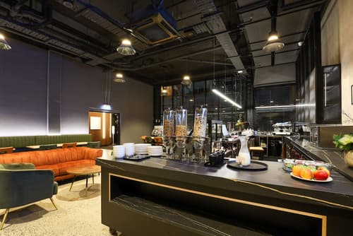 Microtel by Wyndham Wellington, Breakfast area