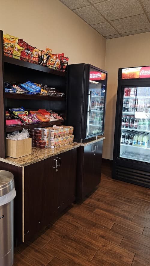 The Querque Hotel, Lobby