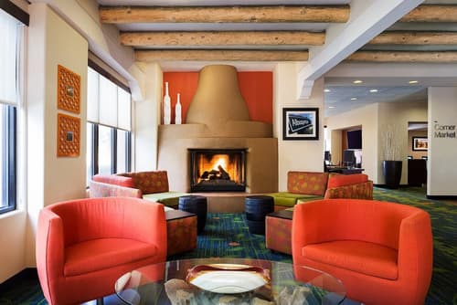 The Querque Hotel, Lobby sitting area