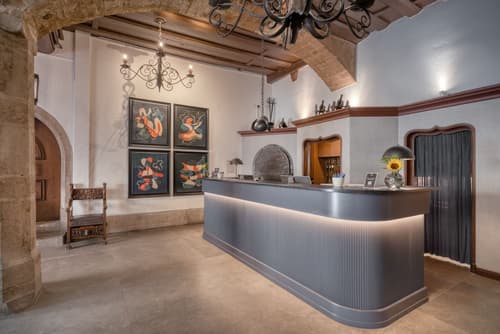 Hotel Eisenhut, Reception