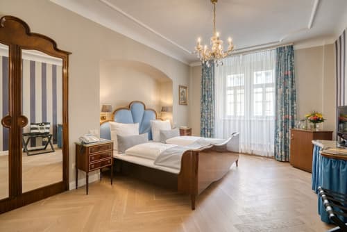 Hotel Eisenhut, Room