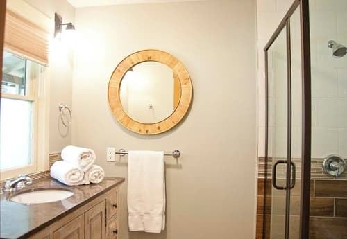 Sierra Sky Ranch, Room