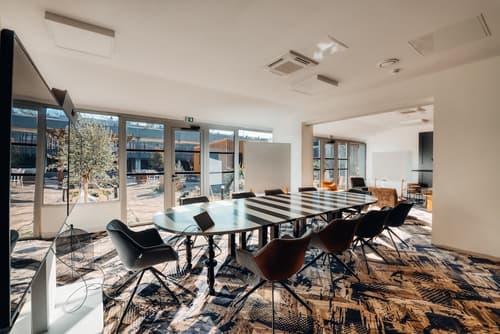 Cowool Avignon, Meeting facility