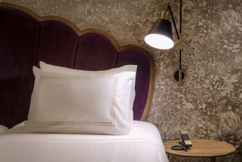 Querencia de Sevilla Autograph Collection, Room