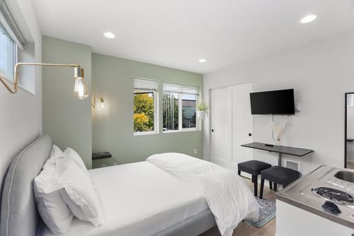 Ballard's sweet suites