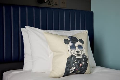 Dublin One Hotel, Room