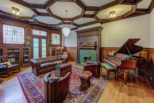 Oak Hall BnB, Interior entrance