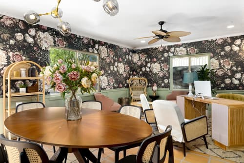 Fleur Noire Hotel - 21 and Over, Reception