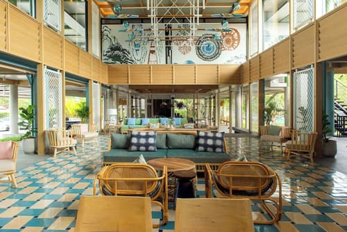 Holiday Ao Nang Beach Resort Krabi, Lobby sitting area