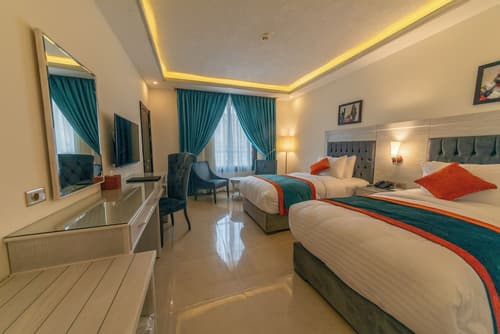Petra Canyon Hotel