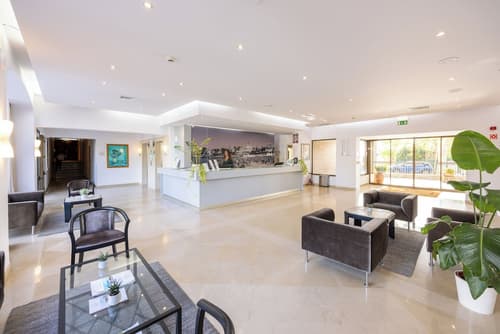 Clube do Lago Hotel, Reception