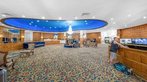 SeaStays Apartments