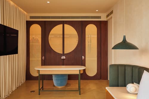 The Standard, Bangkok Mahanakhon