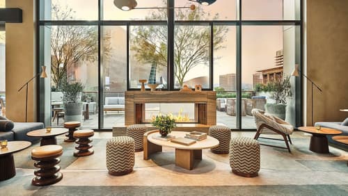 Conrad Los Angeles, Lobby