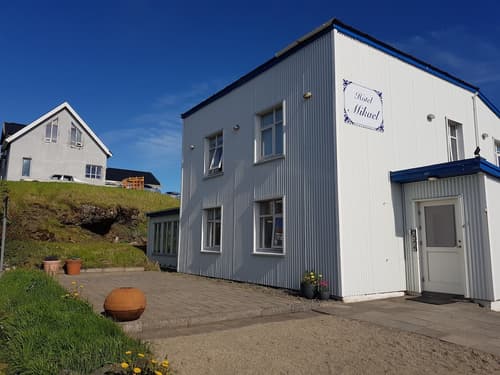 Guesthouse Mikael, Property entrance