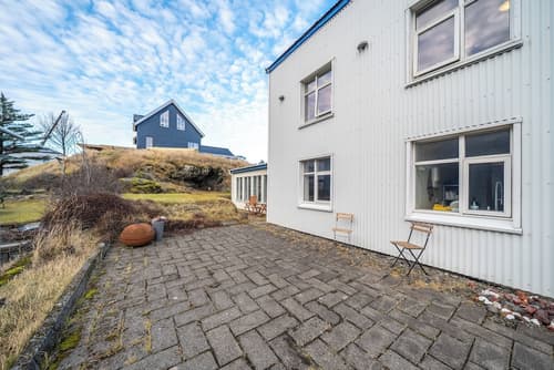 Guesthouse Mikael, Exterior