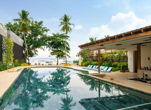 Solea Coast Resort Panglao, Pool