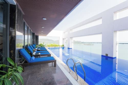 Canary Gold Hotel Quy Nhơn, Beachfront