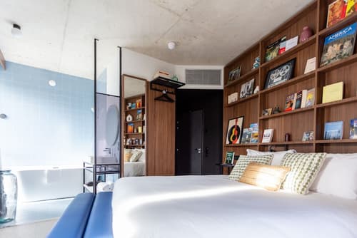 JOST Hôtel Bordeaux Centre Gare Saint Jean, Room