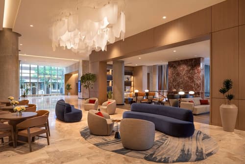 Hyatt Regency Salt Lake City, Lobby