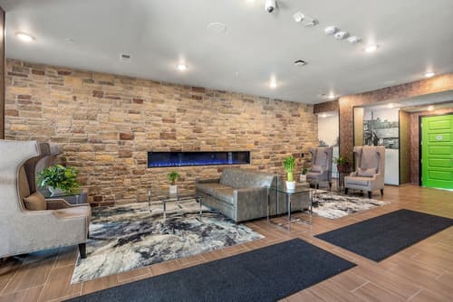 Cobblestone Hotel & Suites - De Pere/Green Bay, Lobby