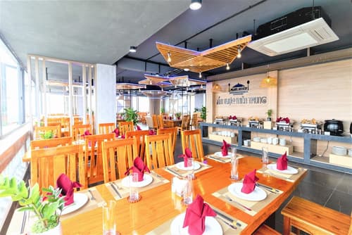 Pearl Beach Hotel Quy Nhon, Breakfast area