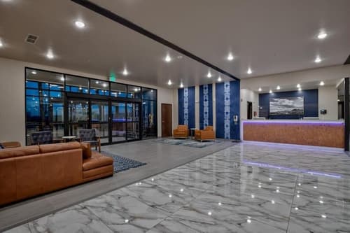 Scenic View Inn & Suites Moab, Interior entrance