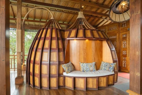 Tira Vilagna Suites & Spa, Reception