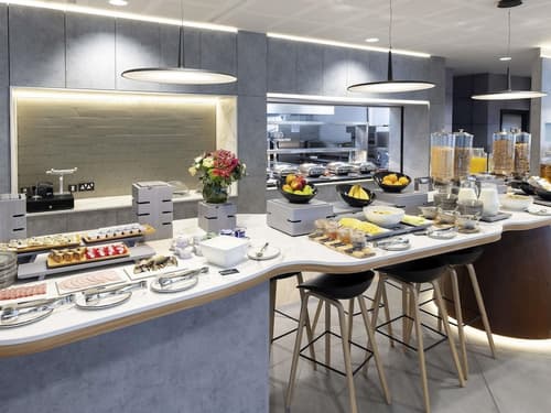 Novotel Liverpool Paddington Village, Breakfast area