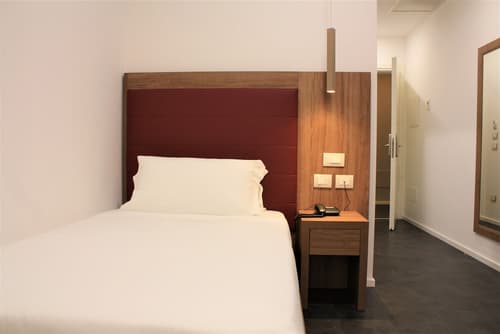 V Hotel