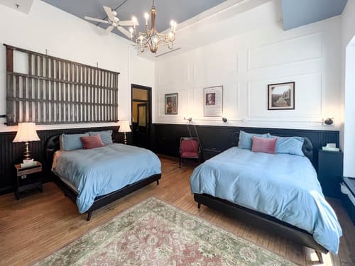 The Oliver Inn | Duluth Hotel Near Canal Park, Room